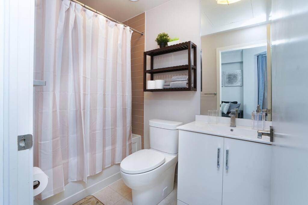 1504 Brand New Best Location 1Br Den With Amazing View 多伦多 外观 照片